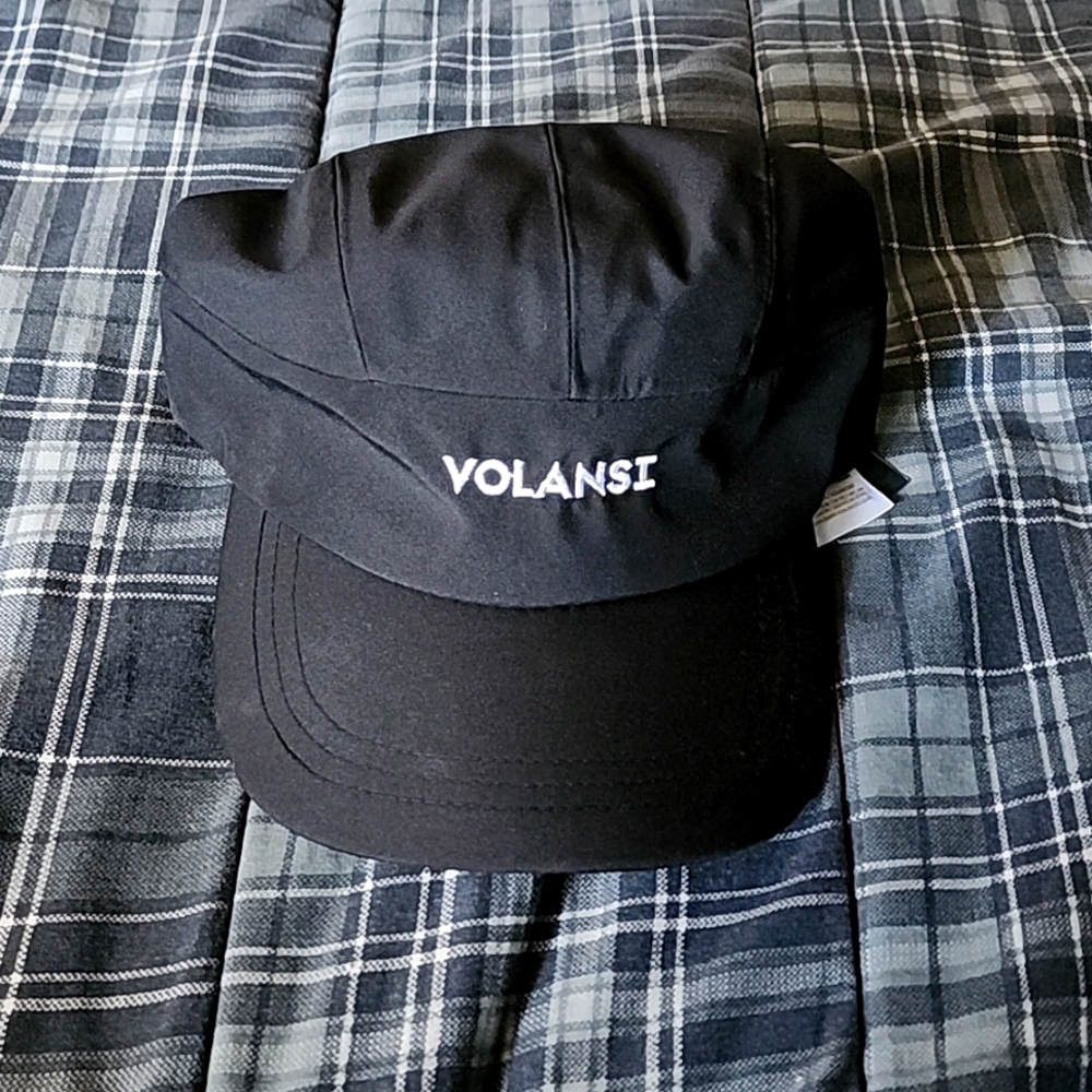 Stormtech Volansi adjustable strap cap